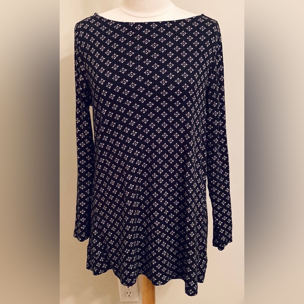 J. Jill Black White Disty Floral SZ M Dark Academia Retro Modern Boho Tunic Top
